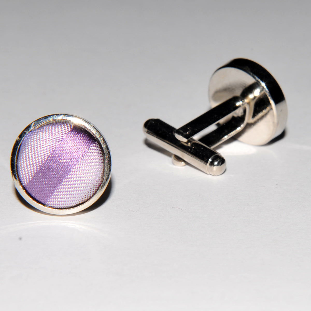 Cravate 100% soie Violet-Parme rayée